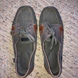 Grey Sperrys